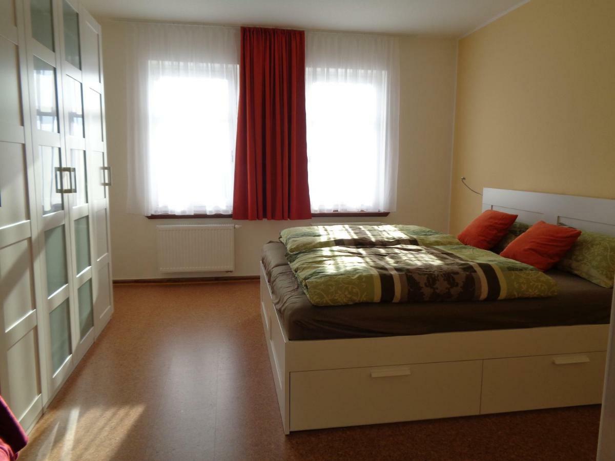 Leipzig-Suedwest Apartment Екстериор снимка