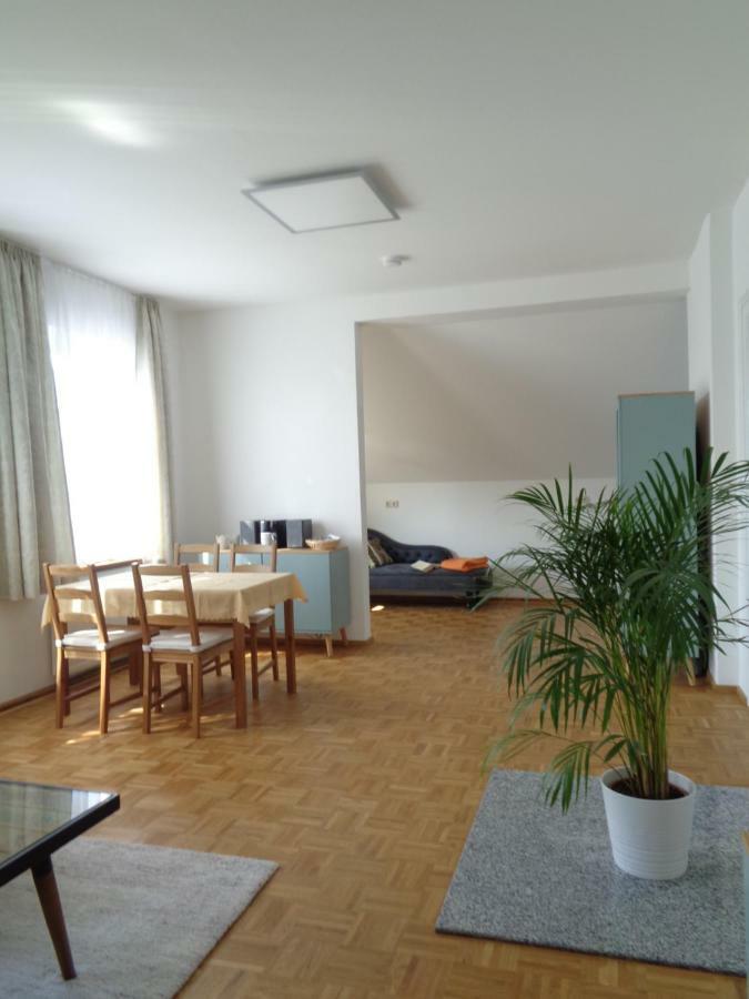 Leipzig-Suedwest Apartment Екстериор снимка